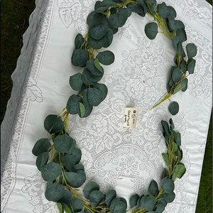 2yd Garland Silver Dollar Eucalyptus *Free with bundle*